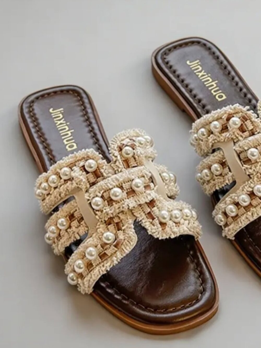 Women'S Slippers, Suitable for Park Strolls, Paired with Formal Wear to Showcase